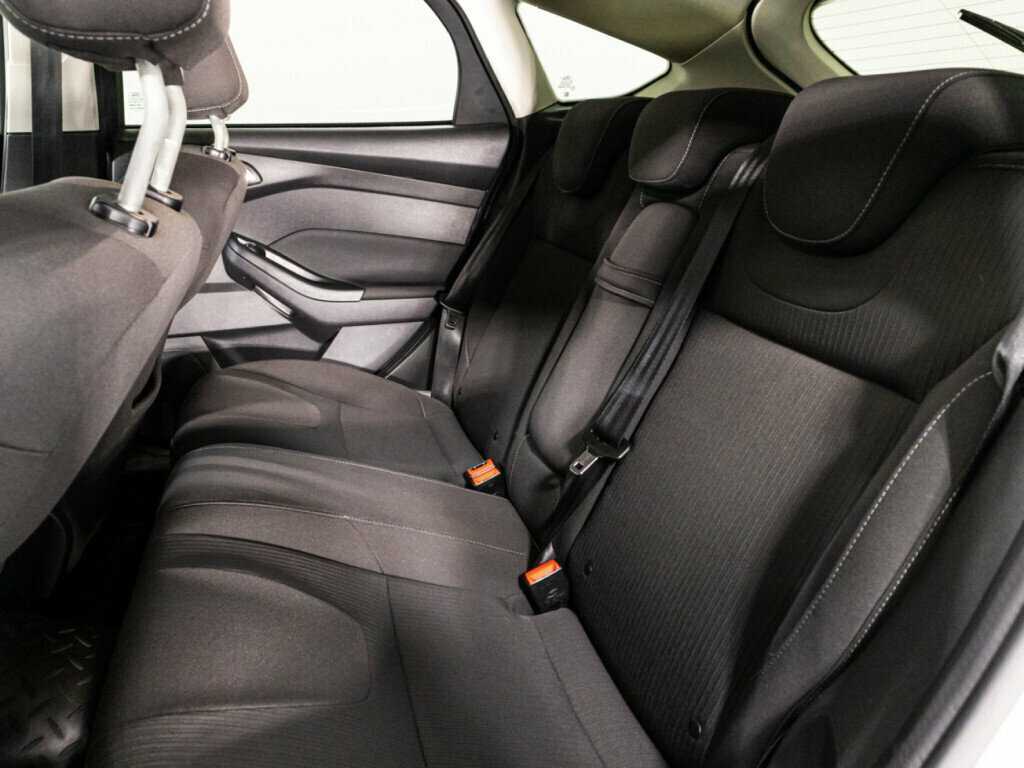 Ford Focus с пробегом — 2011 год. Фото: #9