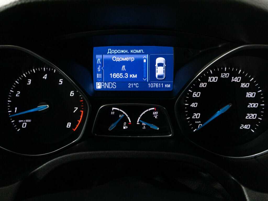 Ford Focus с пробегом — 2011 год. Фото: #11