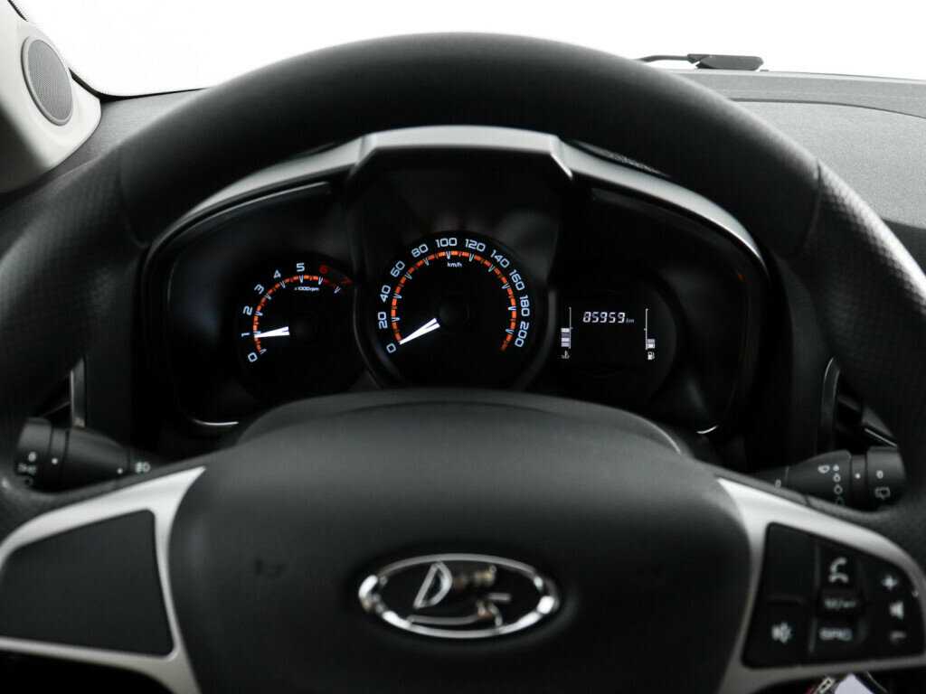 Lada (ВАЗ) XRAY с пробегом — 2021 год. Фото: #11