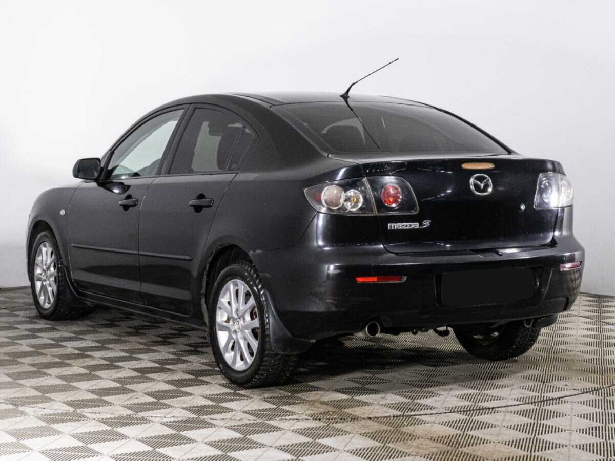 Mazda 3 с пробегом — 2008 год. Фото: #6