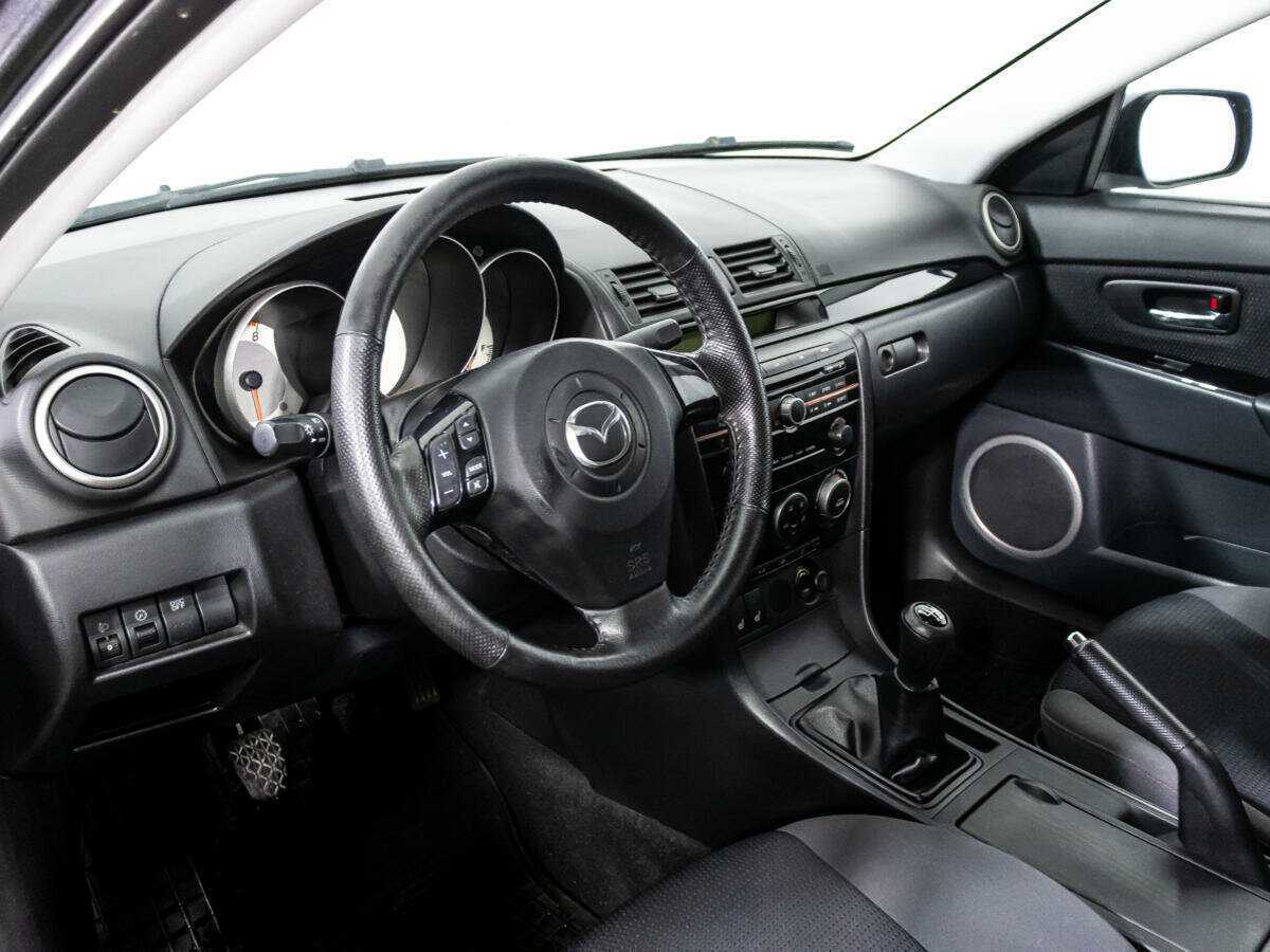 Mazda 3 с пробегом — 2008 год. Фото: #10