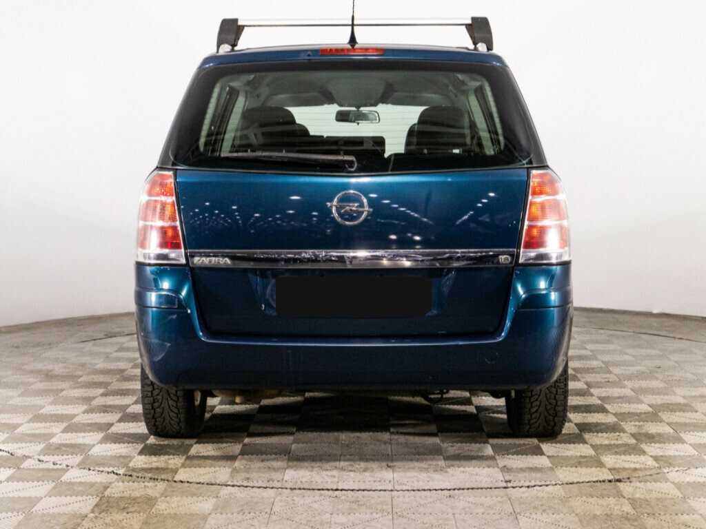 Opel Zafira с пробегом — 2007 год. Фото: #5