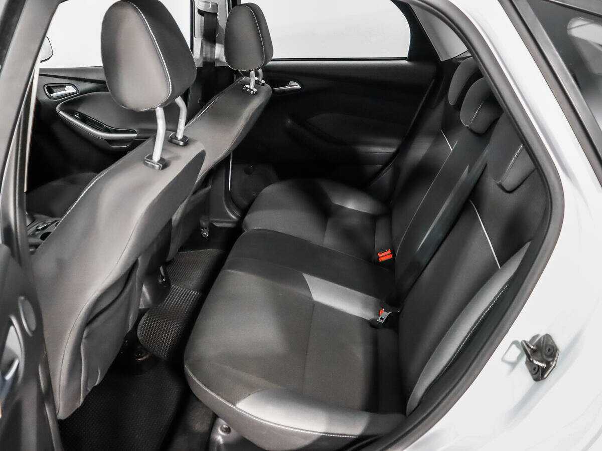 Ford Focus с пробегом — 2012 год. Фото: #9