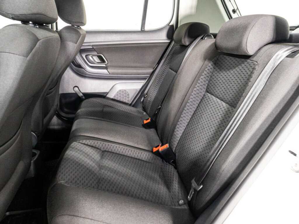 Skoda Fabia с пробегом — 2010 год. Фото: #9