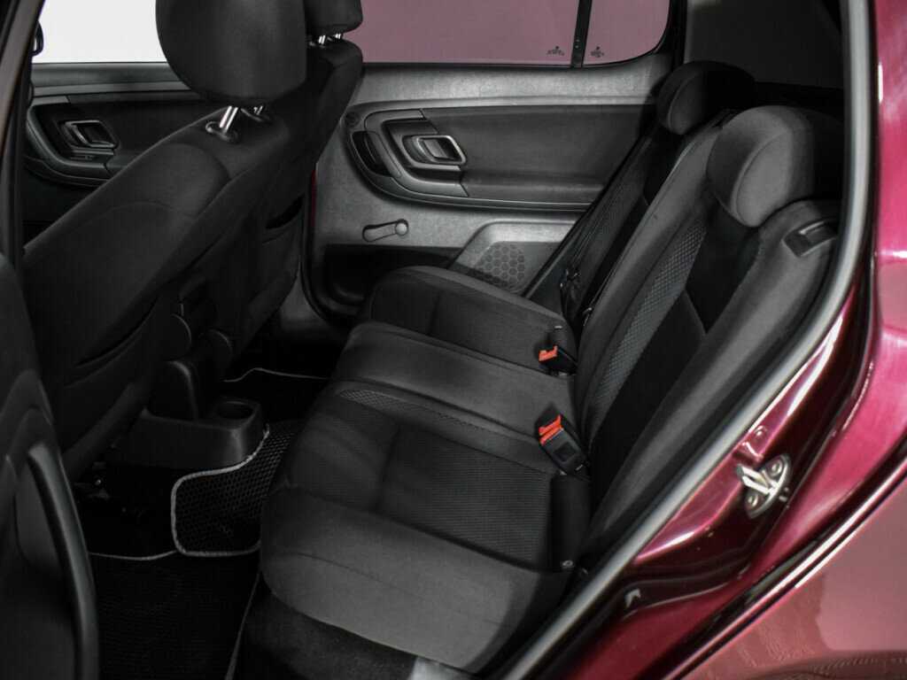 Skoda Fabia с пробегом — 2011 год. Фото: #9