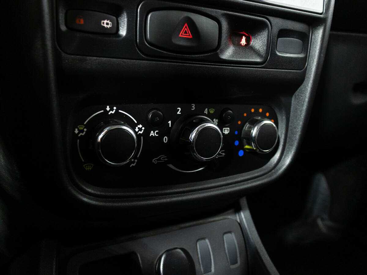 Renault Duster с пробегом — 2015 год. Фото: #15