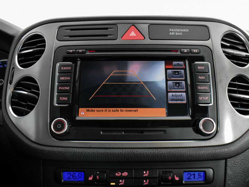 Volkswagen Tiguan с пробегом — 2009 год. Фото: #12