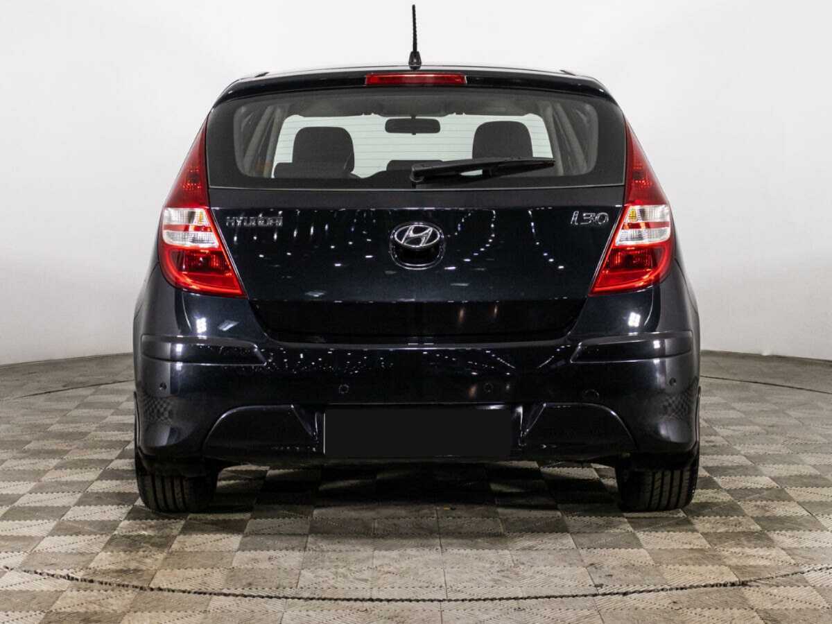 Hyundai i30 с пробегом — 2010 год. Фото: #5