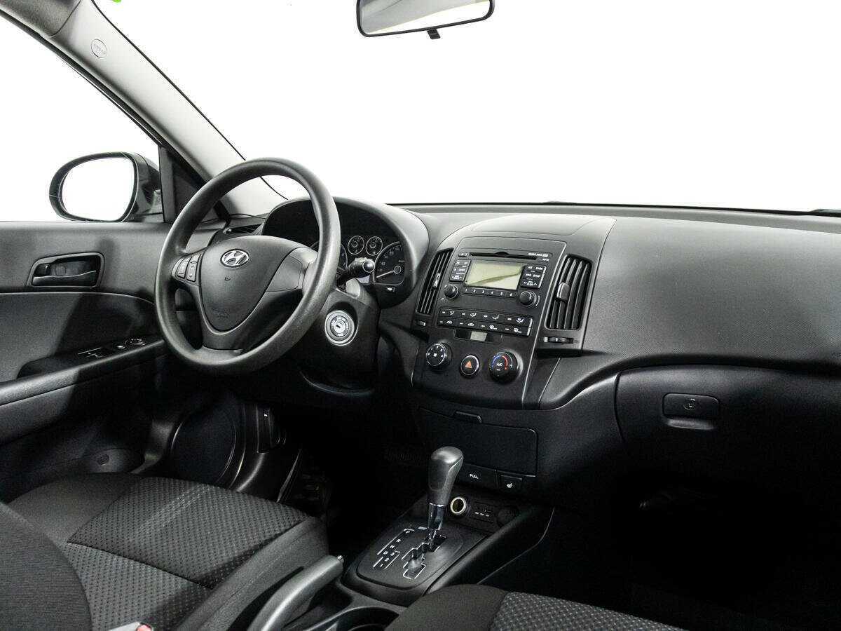 Hyundai i30 с пробегом — 2010 год. Фото: #8