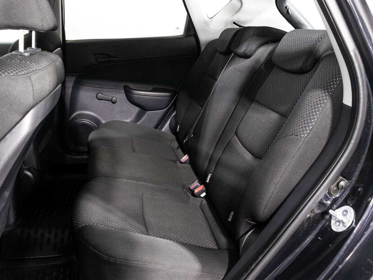 Hyundai i30 с пробегом — 2010 год. Фото: #9