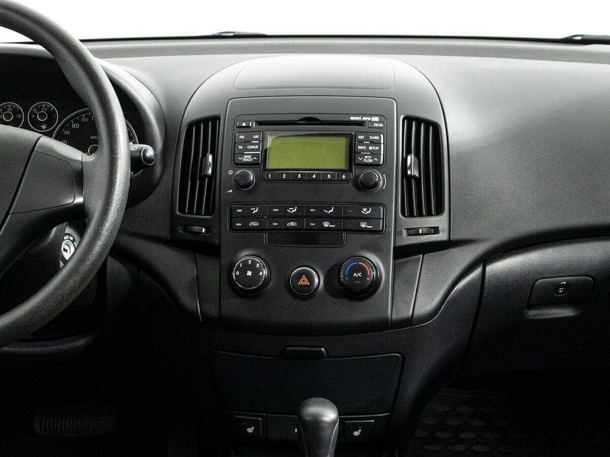 Hyundai i30 с пробегом — 2010 год. Фото: #13