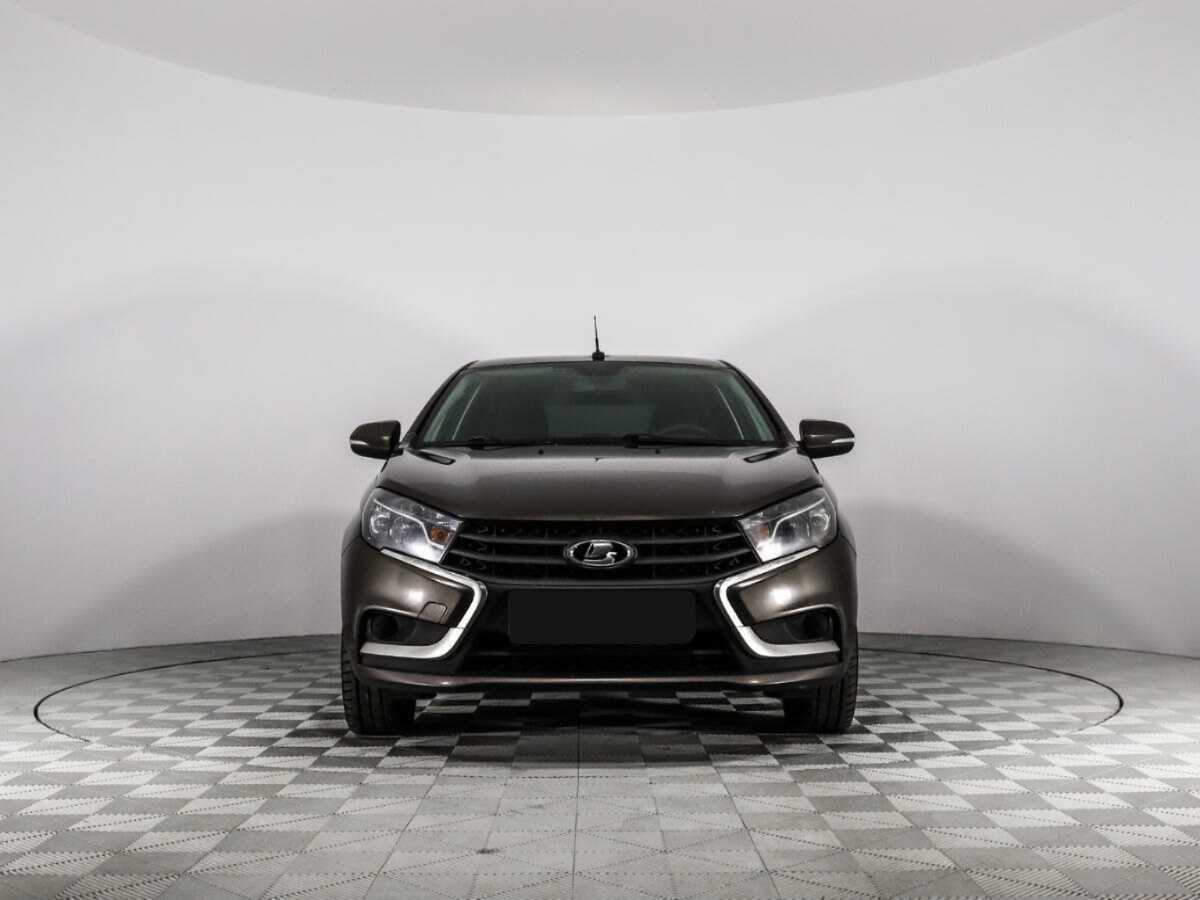 Lada (ВАЗ) Vesta с пробегом — 2017 год. Фото: #1