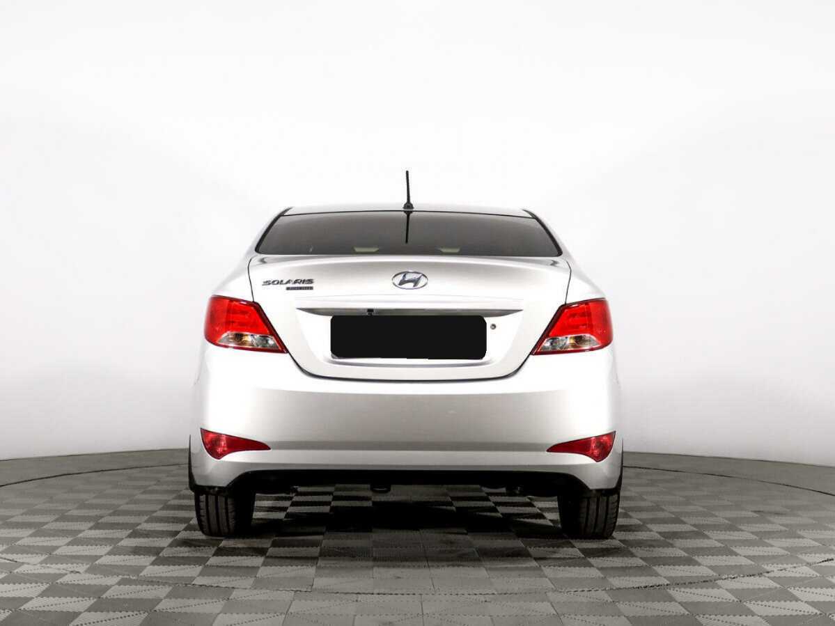 Hyundai Solaris с пробегом — 2016 год. Фото: #5