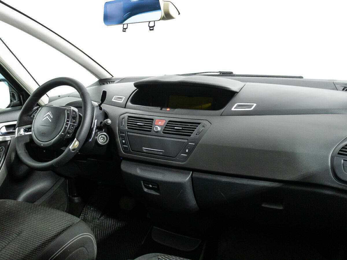 Citroen C4 Picasso с пробегом — 2010 год. Фото: #8