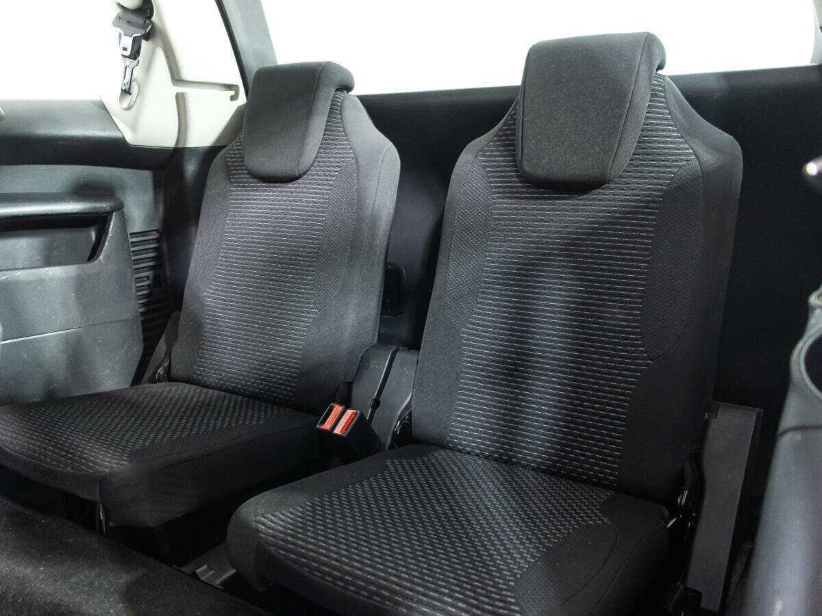 Citroen C4 Picasso с пробегом — 2010 год. Фото: #14