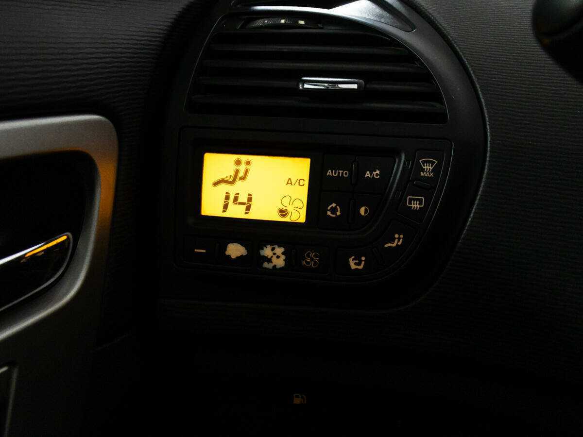 Citroen C4 Picasso с пробегом — 2010 год. Фото: #15