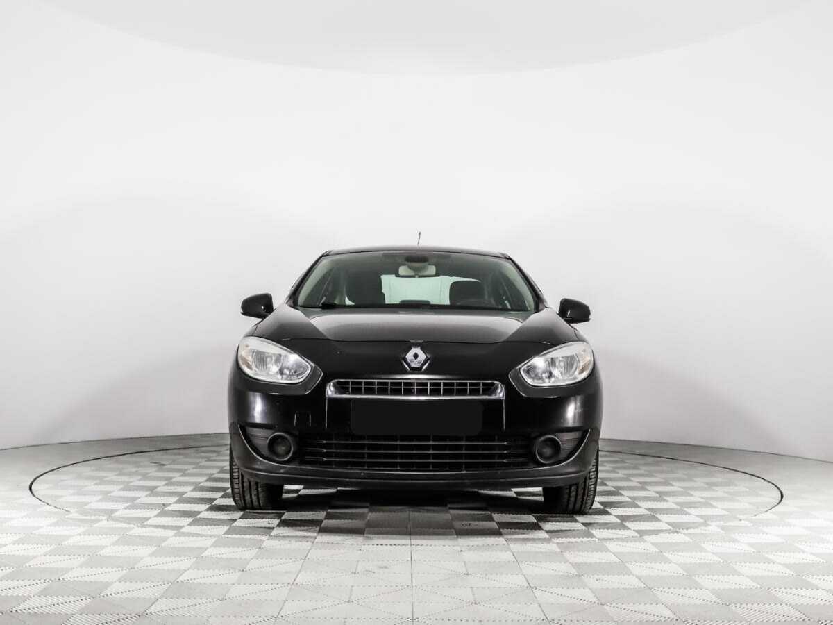 Renault Fluence с пробегом — 2011 год. Фото: #1