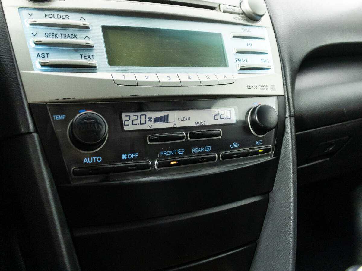 Toyota Camry с пробегом — 2008 год. Фото: #14