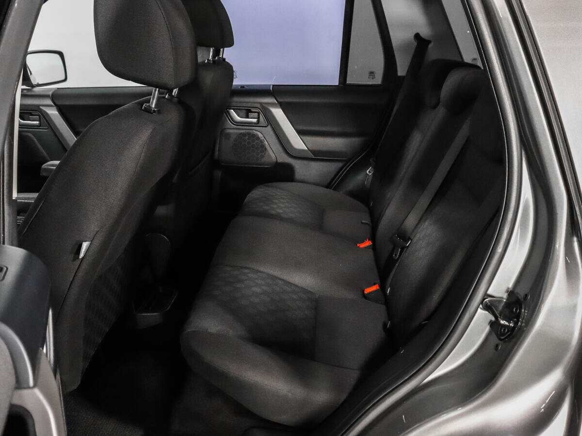 Land Rover Freelander с пробегом — 2007 год. Фото: #10