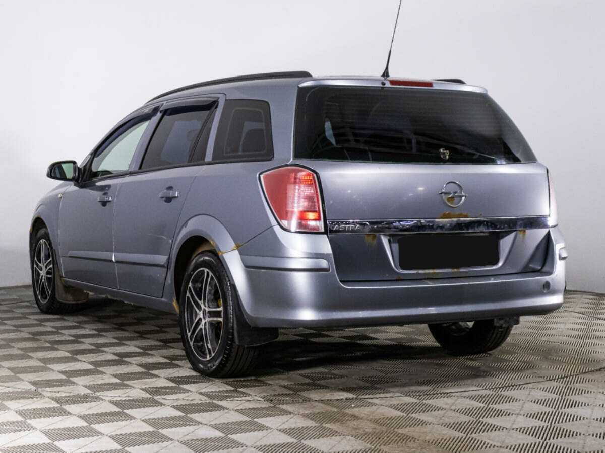Opel Astra с пробегом — 2005 год. Фото: #6