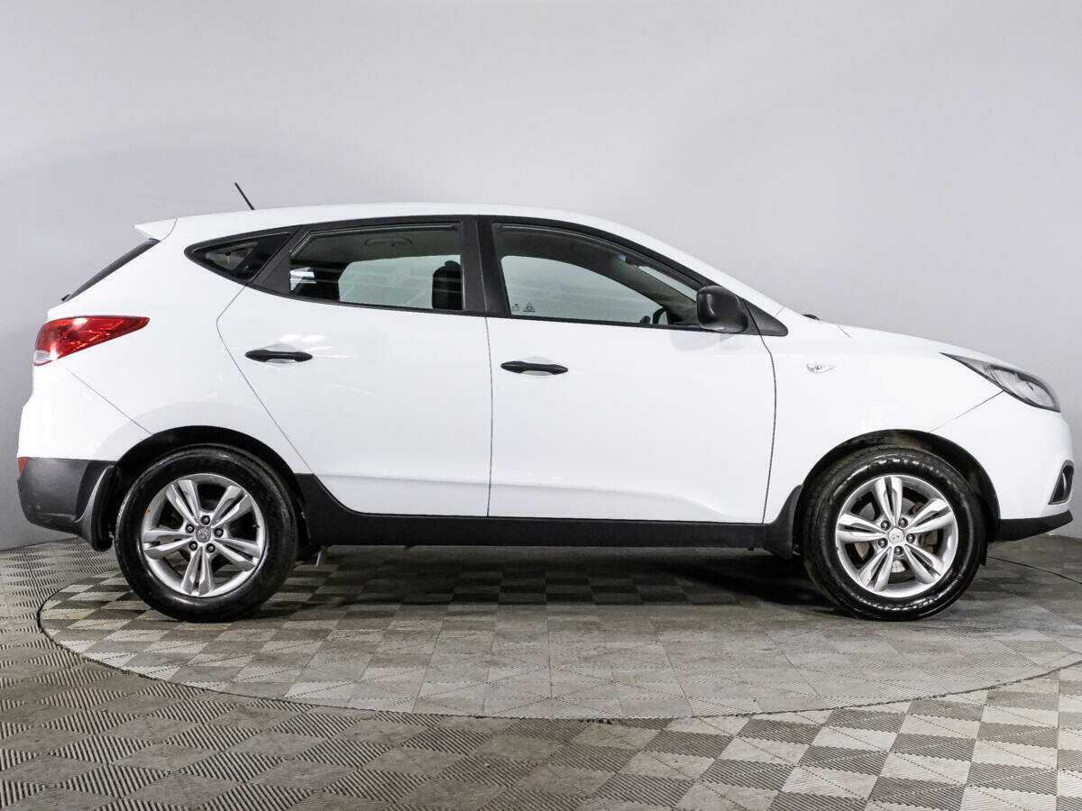 Hyundai ix35 с пробегом — 2011 год. Фото: #3