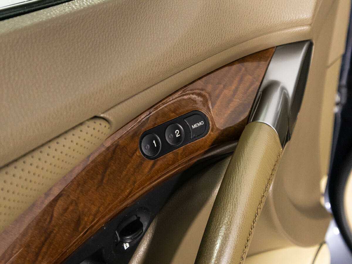 Honda Legend с пробегом — 2006 год. Фото: #16