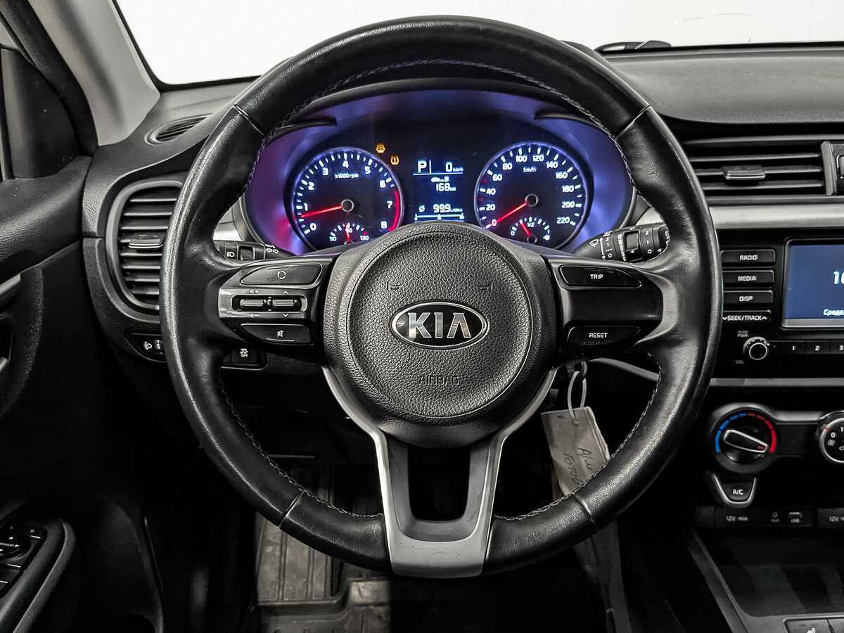 Kia Rio с пробегом — 2020 год. Фото: #20
