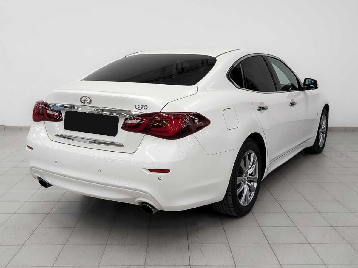 Infiniti Q70 с пробегом — 2016 год. Фото: #4