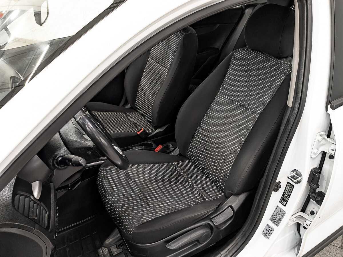 Kia Rio с пробегом — 2020 год. Фото: #18