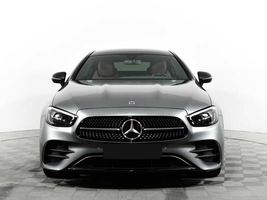 Mercedes-Benz E-Класс с пробегом — 2021 год. Фото: #1