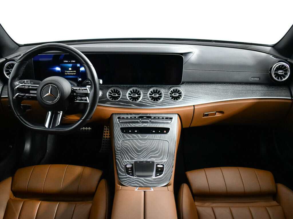 Mercedes-Benz E-Класс с пробегом — 2021 год. Фото: #11