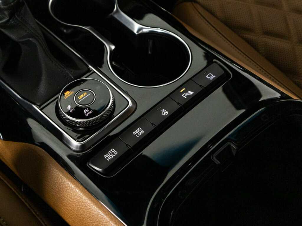 Kia Mohave с пробегом — 2022 год. Фото: #21