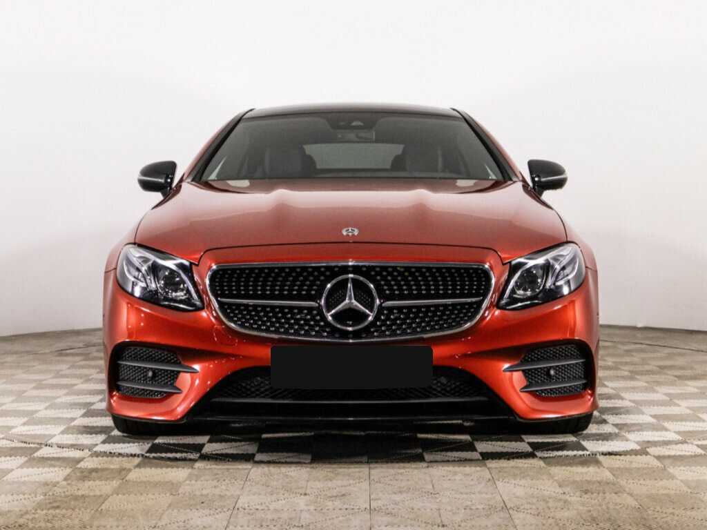 Mercedes-Benz E-Класс с пробегом — 2017 год. Фото: #1