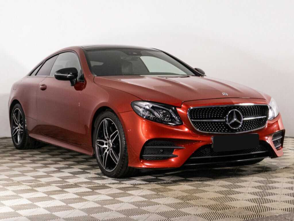 Mercedes-Benz E-Класс с пробегом — 2017 год. Фото: #2