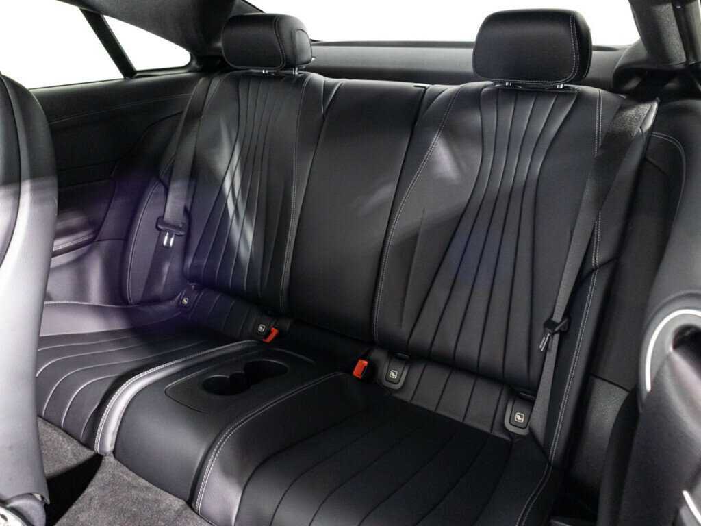 Mercedes-Benz E-Класс с пробегом — 2017 год. Фото: #9