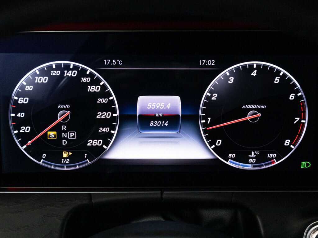 Mercedes-Benz E-Класс с пробегом — 2017 год. Фото: #11