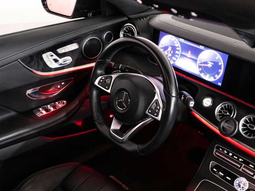 Mercedes-Benz E-Класс с пробегом — 2017 год. Фото: #24