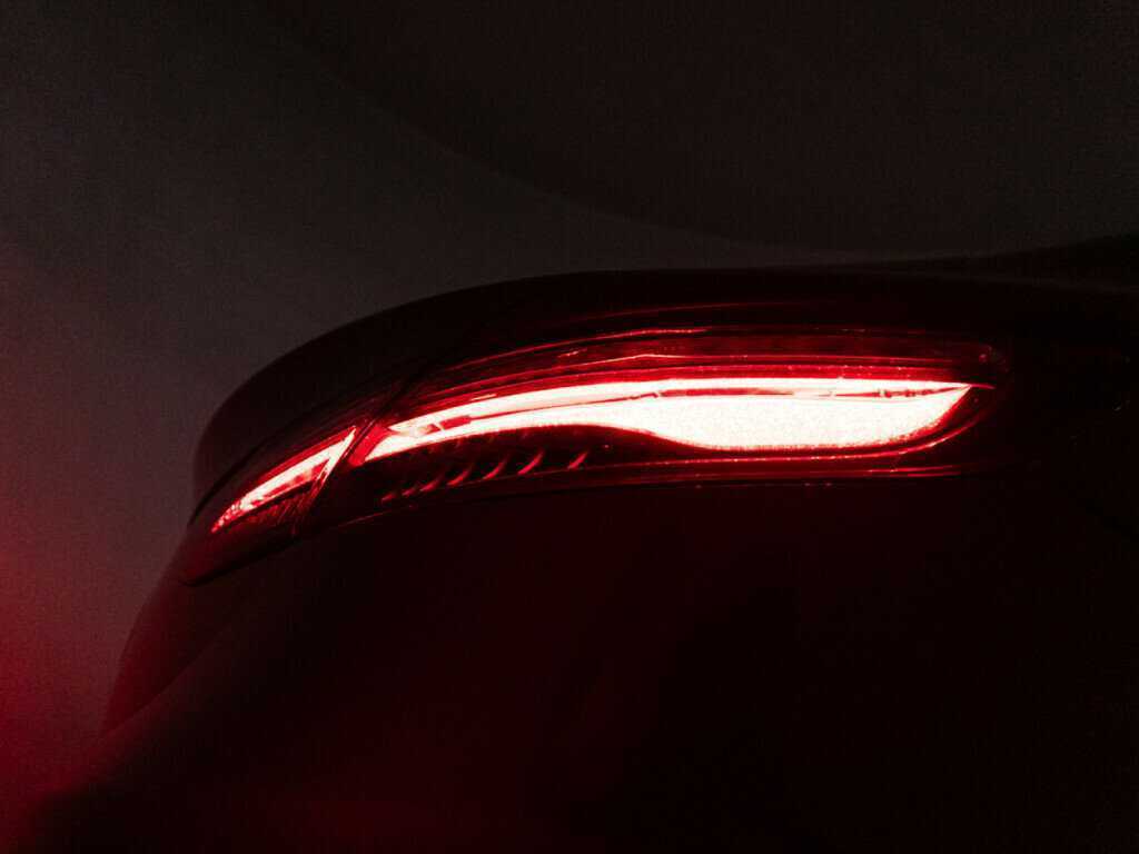 Mercedes-Benz E-Класс с пробегом — 2017 год. Фото: #30