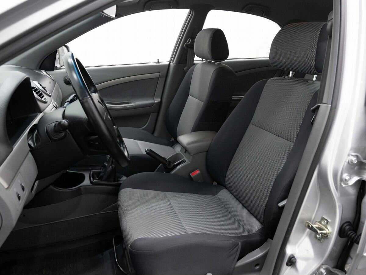 Chevrolet Lacetti с пробегом — 2010 год. Фото: #8