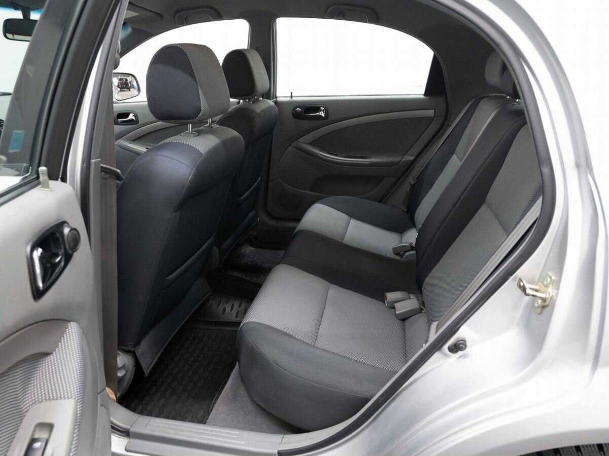 Chevrolet Lacetti с пробегом — 2010 год. Фото: #9