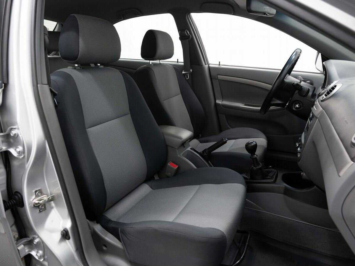 Chevrolet Lacetti с пробегом — 2010 год. Фото: #12