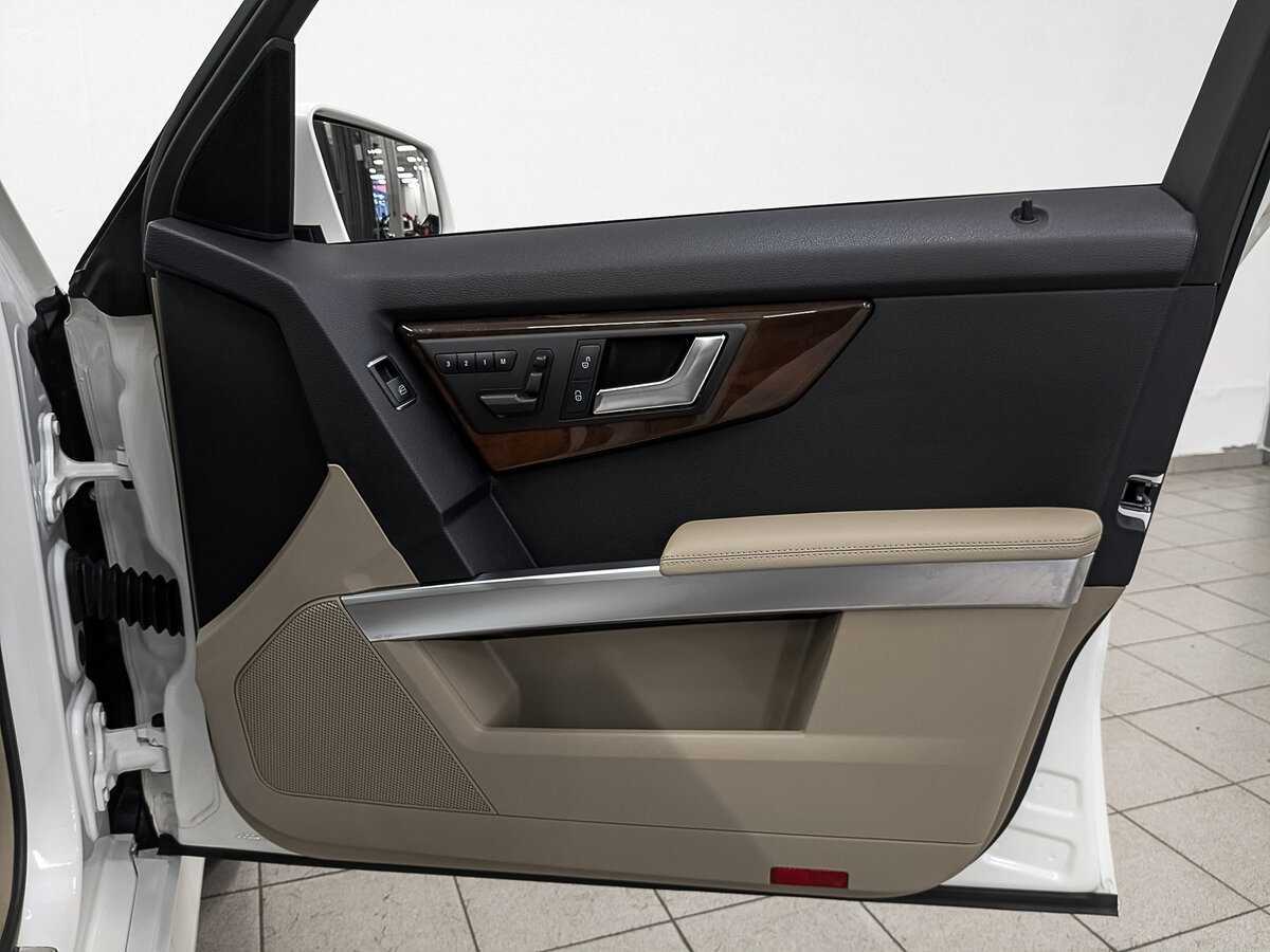 Mercedes-Benz GLK-Класс с пробегом — 2011 год. Фото: #24