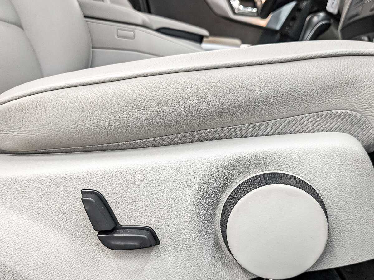 Mercedes-Benz GLK-Класс с пробегом — 2009 год. Фото: #24