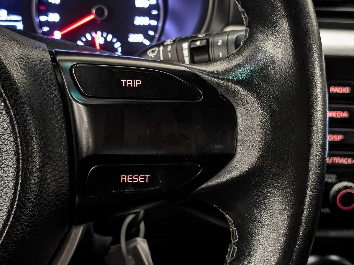 Kia Rio с пробегом — 2020 год. Фото: #23