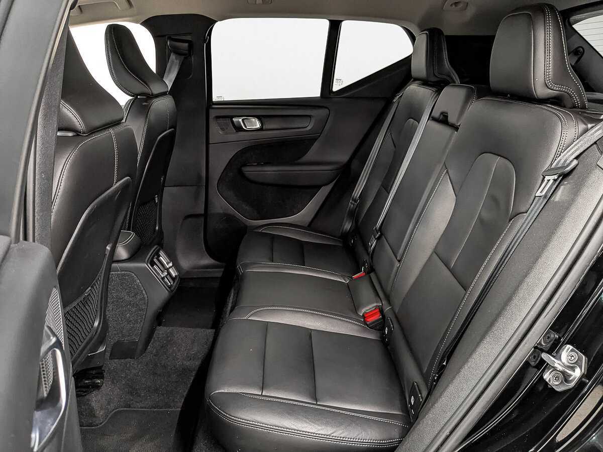 Volvo XC40 с пробегом — 2020 год. Фото: #16