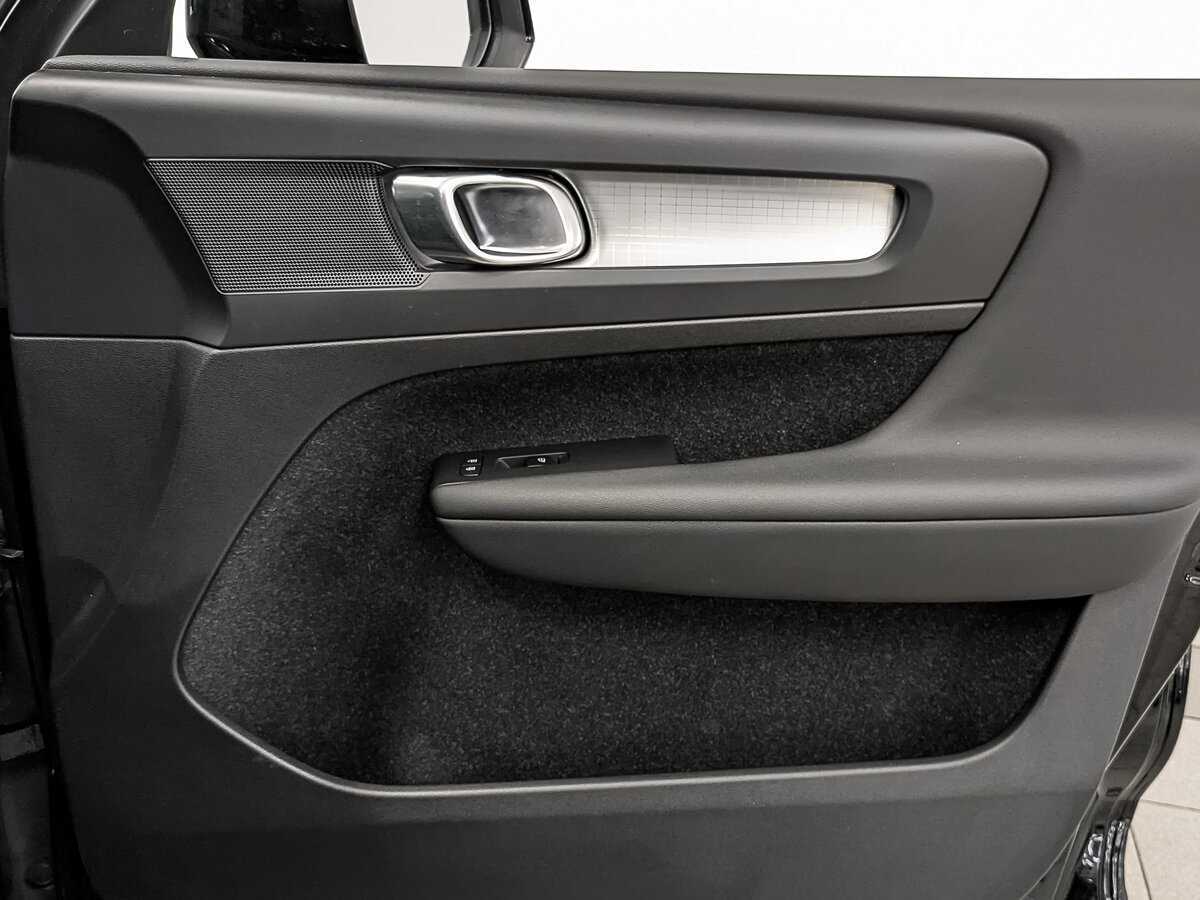 Volvo XC40 с пробегом — 2020 год. Фото: #22