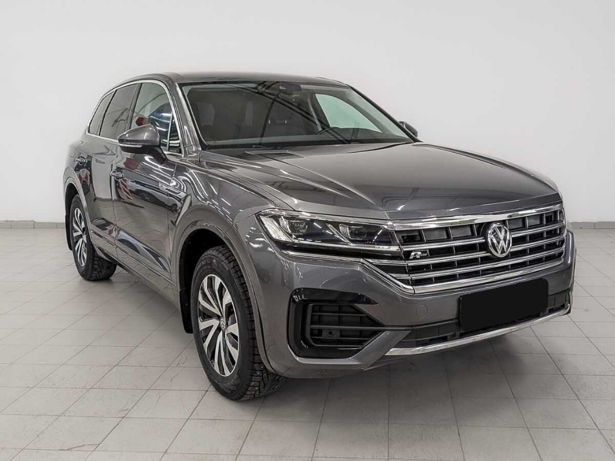 Volkswagen Touareg с пробегом — 2019 год. Фото: #2