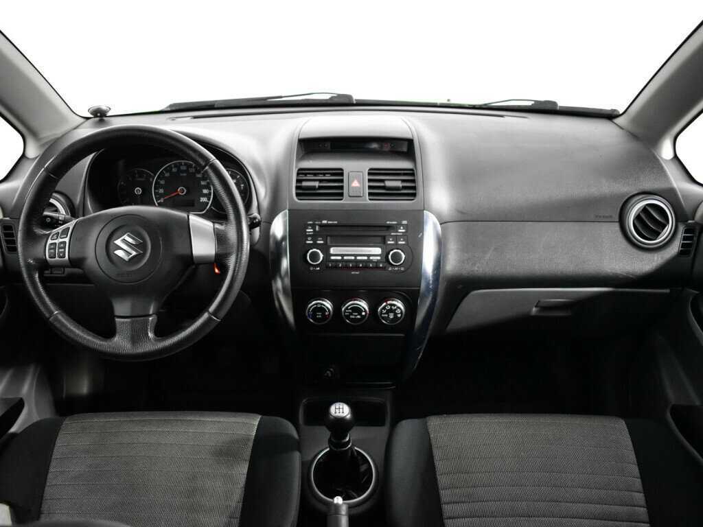 Suzuki SX4 с пробегом — 2008 год. Фото: #11