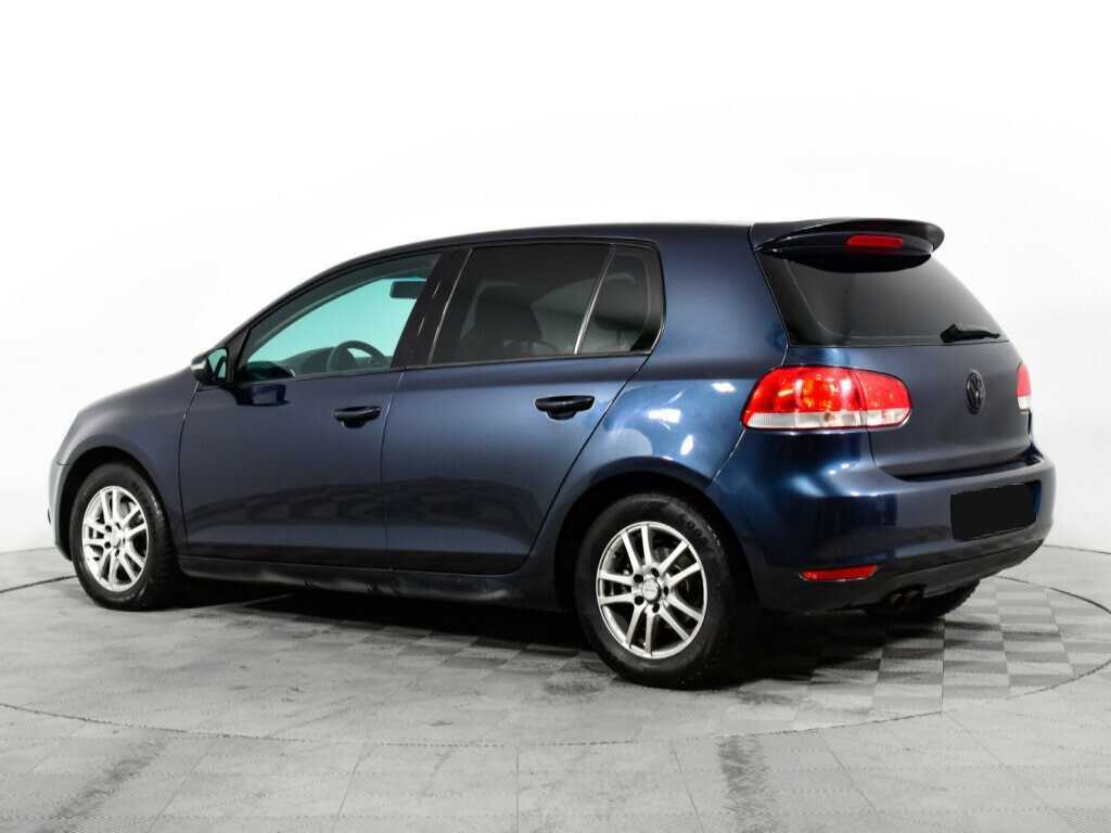 Volkswagen Golf с пробегом — 2011 год. Фото: #6