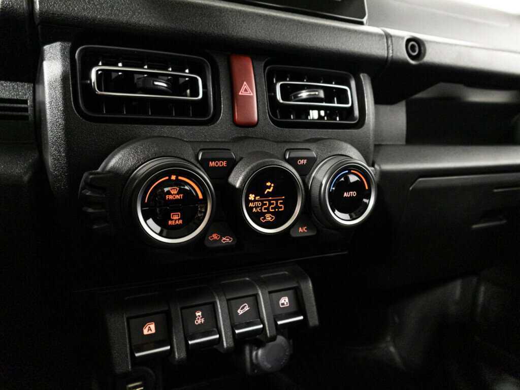 Suzuki Jimny с пробегом — 2021 год. Фото: #17